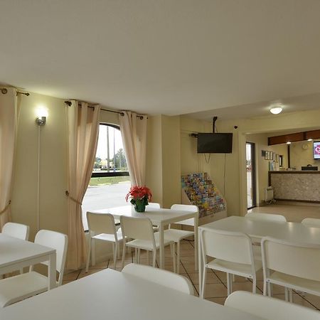 Country Hearth Inn- Kissimmee Eksteriør bilde