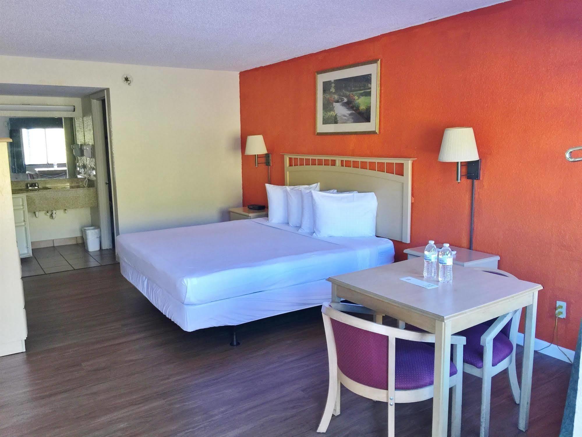 Country Hearth Inn- Kissimmee Eksteriør bilde