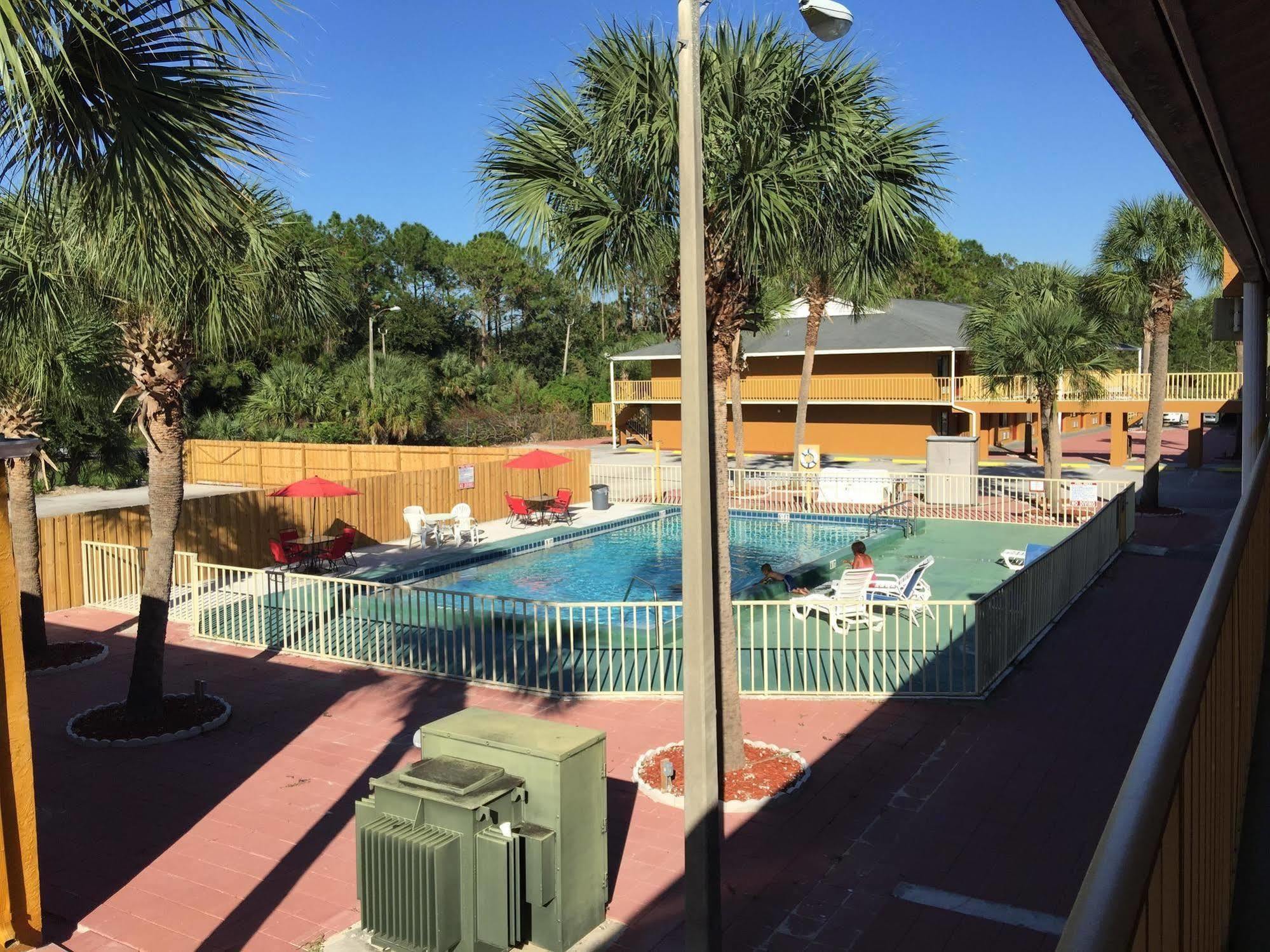 Country Hearth Inn- Kissimmee Eksteriør bilde