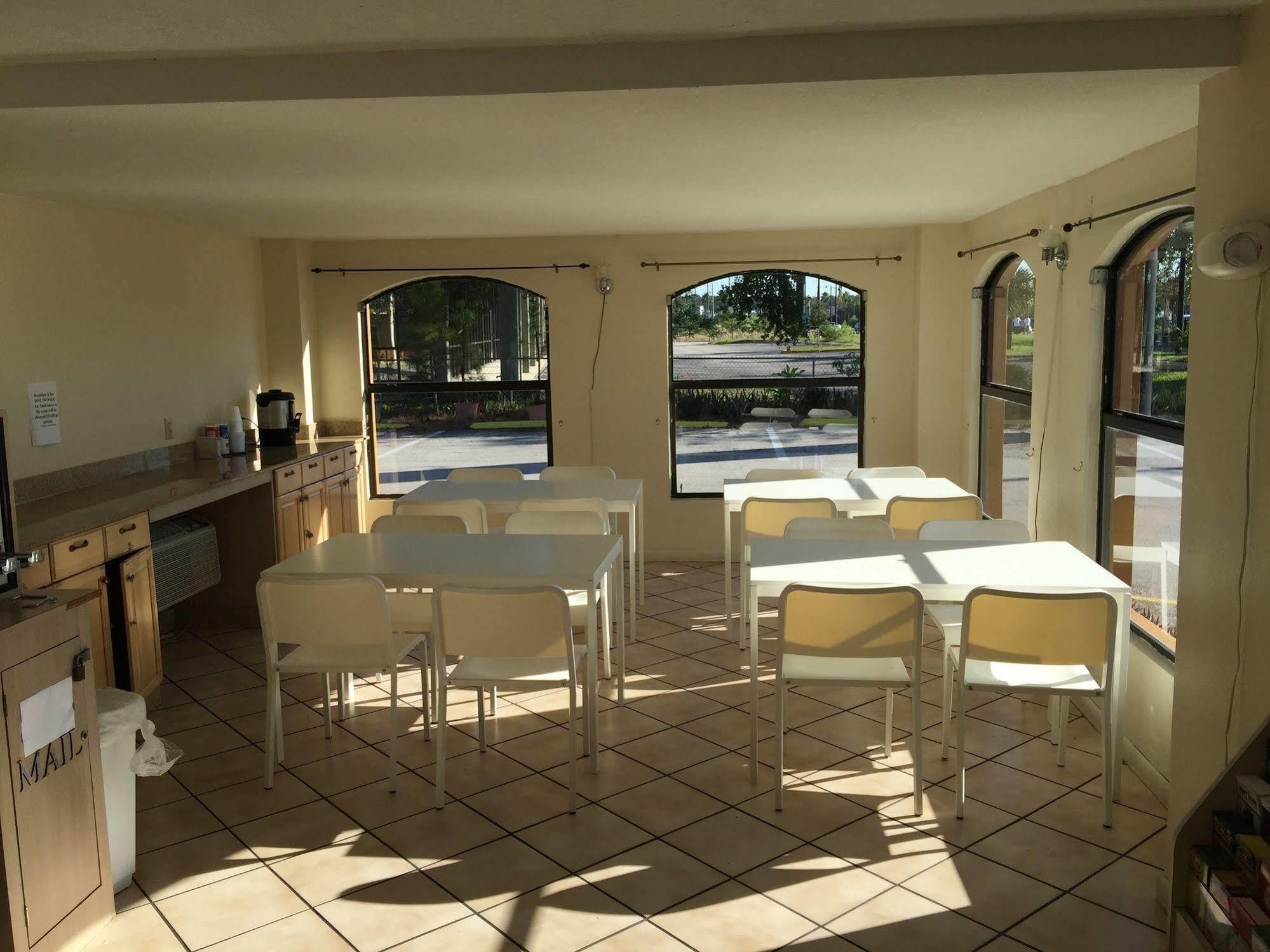 Country Hearth Inn- Kissimmee Eksteriør bilde